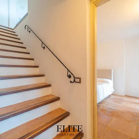 Prestigiosa Di Lusso Con Vista Mozzafiato Villa