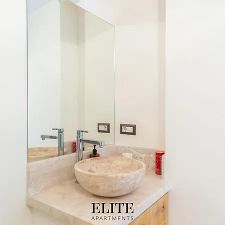 Prestigiosa Di Lusso Con Vista Mozzafiato Villa